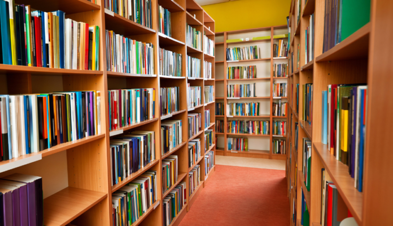 Η τέχνη του να χάνεσαι στη βιβλιοθήκη